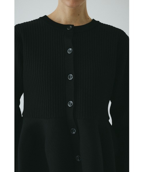HeRIN.CYE(ヘリンドットサイ)の「3way flare knit tops 3WAYフレアニットトップス(ニット/セーター・レディース・ブラック/ライトブルー/ブラウン・FREE)」の11枚目の写真