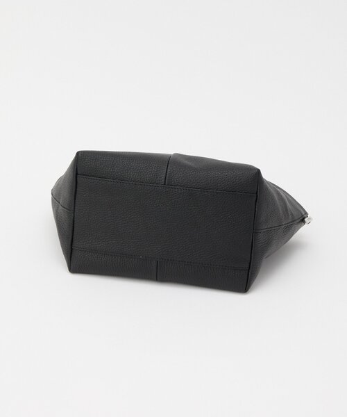 russet（ラシット）の「【再値下げ】レザーダブルハンドルミニトートバッグ（トートバッグ・レディース・ブラック/アイボリー・FREE）」の4枚目の写真