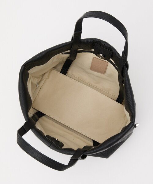 russet（ラシット）の「【再値下げ】レザーダブルハンドルミニトートバッグ（トートバッグ・レディース・ブラック/アイボリー・FREE）」の6枚目の写真