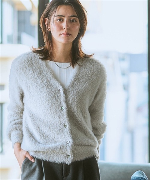 7days Life Styling（セブンデイズライフスタイリング）の「シャギーニットVネックカーディガン<大きいサイズ有>（カーディガン/ボレロ・レディース・チャコールグレー/ライトグレー/ネイビー・S/M/L/LL/3L/4L/5L/6L）」の5枚目の写真