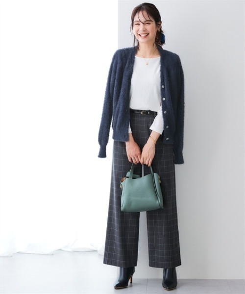 7days Life Styling（セブンデイズライフスタイリング）の「シャギーニットVネックカーディガン<大きいサイズ有>（カーディガン/ボレロ・レディース・チャコールグレー/ライトグレー/ネイビー・S/M/L/LL/3L/4L/5L/6L）」の8枚目の写真