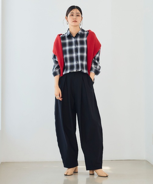 CROSS FUNCTION（クロスファンクション）の「《洗える》エブ楽 ジャージータックコクーンパンツ【CROSS FUNCTION/クロスファンクション】（その他パンツ・レディース・ブラック/グレイッシュベージュ/ネイビー・LL/L/M）」の4枚目の写真