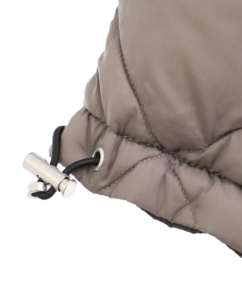 Manhattan Portage（マンハッタンポーテージ）の「Reversible Coach Dowm Jacket TAION（ダウンジャケット/コート・メンズ・チャコールグレー/ネイビー/カーキ/ブラック・X-LARGE/LARGE/MEDIUM/SMALL）」の17枚目の写真