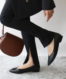 Fin（フィン）の「Vカットフラットシューズ【低反発スポンジ入り】（パンプス）」