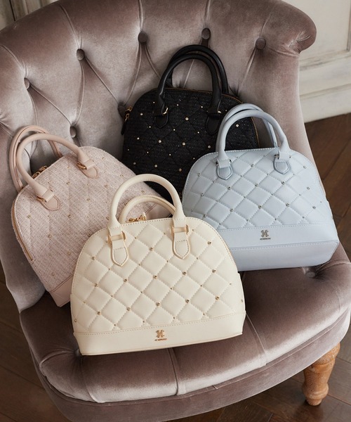 one after another NICE CLAUP（ワンアフターアナザーナイスクラップ）の「【ＨolidayCollection】ビジュースタッズ付きバッグ（ハンドバッグ・レディース・ブラック/ピンクベージュ/サックスブルー/アイボリー・FREE）」の20枚目の写真