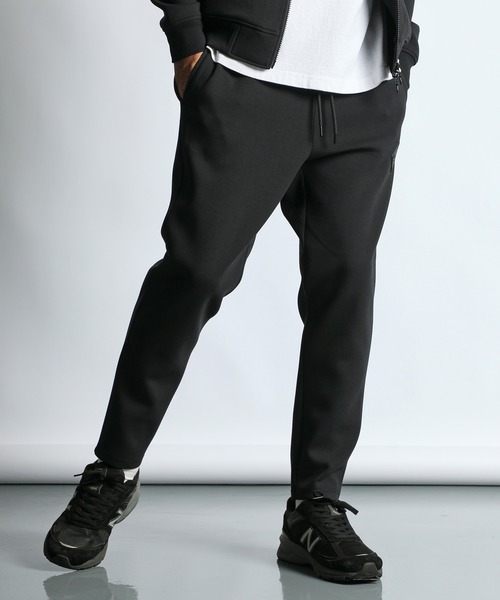 The DUFFER of ST.GEORGE(ザダファーオブセントジョージ)の「〔BLACK LABEL〕"SORONA" CLUB PANTS:セットアップ ダンボールニット テーパードパンツ(スウェットパンツ・メンズ・グレー/ライトグレー/ブラック・X-LARGE/LARGE/MEDIUM/SMALL)」の21枚目の写真
