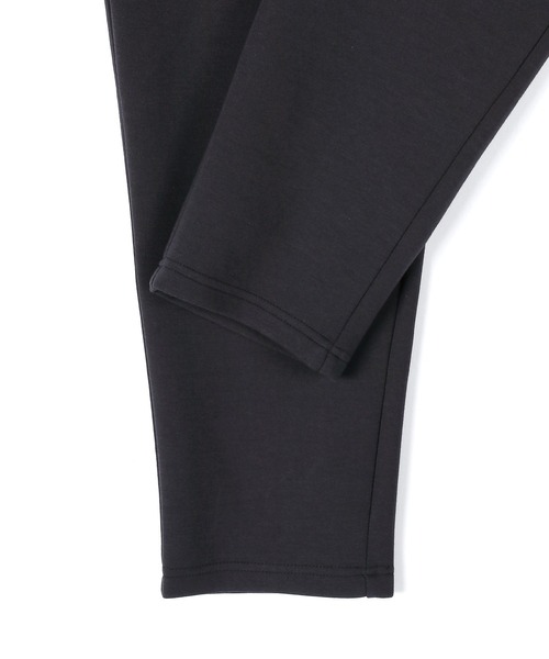 The DUFFER of ST.GEORGE(ザダファーオブセントジョージ)の「〔BLACK LABEL〕"SORONA" CLUB PANTS:セットアップ ダンボールニット テーパードパンツ(スウェットパンツ・メンズ・グレー/ライトグレー/ブラック・X-LARGE/LARGE/MEDIUM/SMALL)」の7枚目の写真