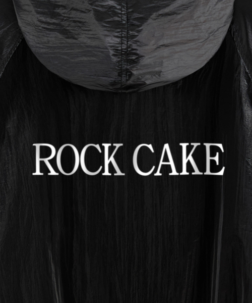 ROCKCAKE(ロックケーキ)の「Coated Crop Hoodie Jacket - Black(ナイロンジャケット・レディース・その他・SMALL)」の5枚目の写真