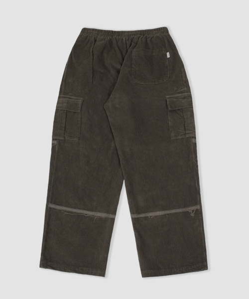 CAMEL WORK(キャメルワーク)の「ワイドコーデュロイカッティングカーゴパンツ(グリーン)(その他パンツ・メンズ・その他・MEDIUM/LARGE)」の3枚目の写真