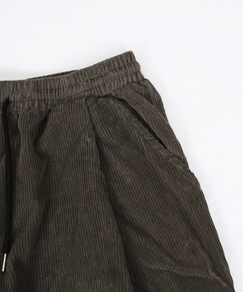 CAMEL WORK(キャメルワーク)の「ワイドコーデュロイカッティングカーゴパンツ(グリーン)(その他パンツ・メンズ・その他・MEDIUM/LARGE)」の4枚目の写真