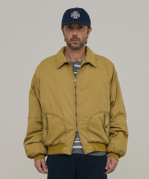WMC(ダブリューエムシー)の「コットンパディングカラー ブルゾン_BEIGE(ブルゾン・メンズ・ベージュ・MEDIUM/LARGE)」の1枚目の写真