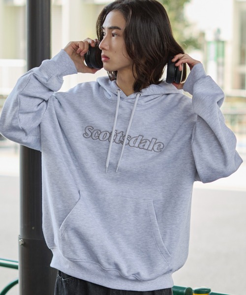 WEGO（ウィゴー）の「WEGO/エンボスステッチロゴプルパーカー（パーカー・メンズ・アッシュグレー/ピンク/ブラック・LARGE/MEDIUM）」の3枚目の写真