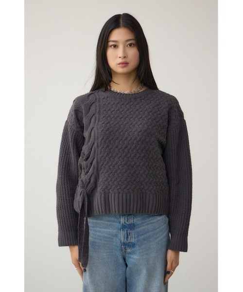 AZUL by moussy(アズールバイマウジー)の「サイドレースアップケーブルニット(ニット/セーター・レディース・チャコールグレー/ライトカーキ/アイボリー/ライトイエロー・FREE)」の20枚目の写真