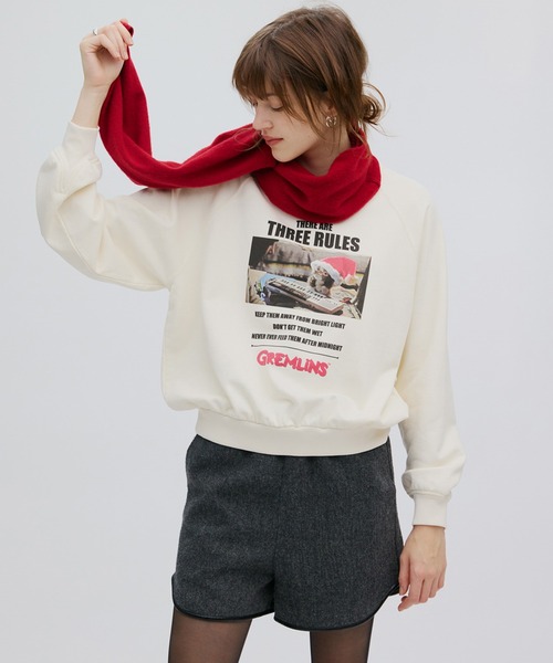Ameri(アメリ)の「GREMLINS PHOTO PRINT SWEAT TOP(スウェット・レディース・スミクロ/アイボリー・FREE)」の3枚目の写真