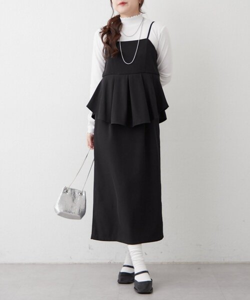 Remind me and forever（リマインドミーアンドフォーエバー）の「【ハレの日にも♪】【2枚SET】テレコインナー＆ペプラムキャミワンピース（ワンピース・レディース・グレイッシュベージュ/ブラック・FREE）」の14枚目の写真