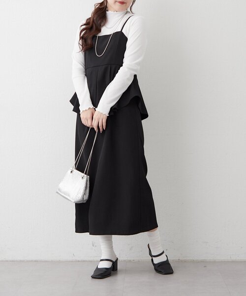 Remind me and forever（リマインドミーアンドフォーエバー）の「【ハレの日にも♪】【2枚SET】テレコインナー＆ペプラムキャミワンピース（ワンピース・レディース・グレイッシュベージュ/ブラック・FREE）」の19枚目の写真