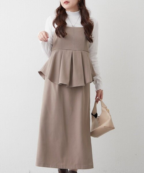 Remind me and forever（リマインドミーアンドフォーエバー）の「【ハレの日にも♪】【2枚SET】テレコインナー＆ペプラムキャミワンピース（ワンピース・レディース・グレイッシュベージュ/ブラック・FREE）」の7枚目の写真