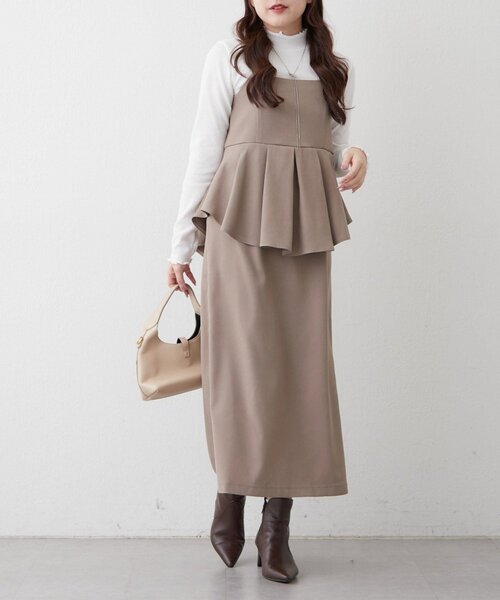 Remind me and forever（リマインドミーアンドフォーエバー）の「【ハレの日にも♪】【2枚SET】テレコインナー＆ペプラムキャミワンピース（ワンピース・レディース・グレイッシュベージュ/ブラック・FREE）」の8枚目の写真