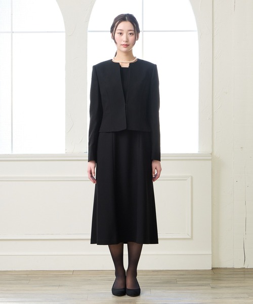 AIMER（エメ）の「【喪服・礼服】ウォッシャブル ノーカラージャケット・上身頃ジョーゼットボレロ風ワンピース 2点セットブラックフォーマルアンサンブル（スーツセット・レディース・ブラック・7号/9号/11号/13号/15号）」の6枚目の写真