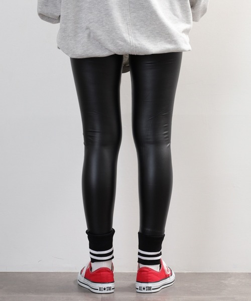crossi(クロッシー)の「ボーダー柄裾リブ フェイクレザー レギンスパンツ(その他パンツ・レディース・ブラック・40)」の14枚目の写真