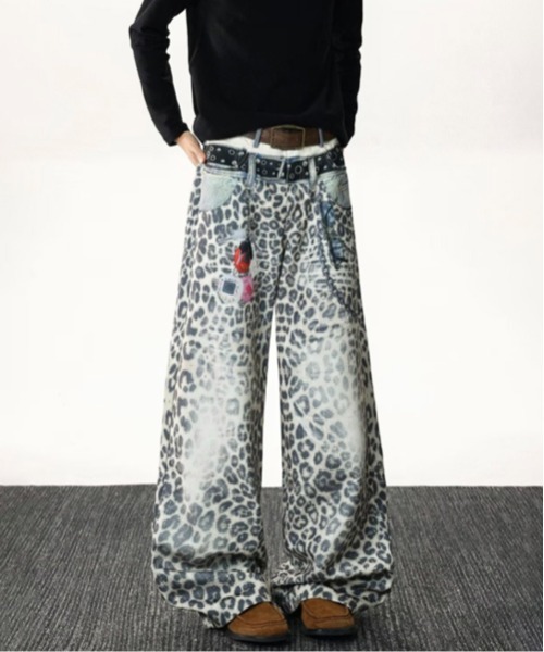 NOWLE(ノウル)の「【NOWLE】フェイクレイヤード レオパード プリント ワイド デニム パンツ(デニムパンツ・メンズ・レオパード・LARGE/MEDIUM/X-LARGE/SMALL)」の12枚目の写真