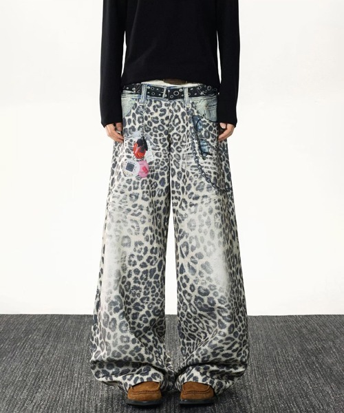 NOWLE(ノウル)の「【NOWLE】フェイクレイヤード レオパード プリント ワイド デニム パンツ(デニムパンツ・メンズ・レオパード・LARGE/MEDIUM/X-LARGE/SMALL)」の15枚目の写真