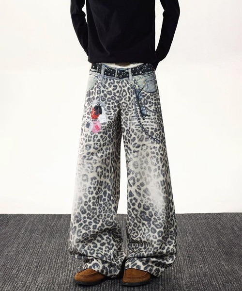 NOWLE(ノウル)の「【NOWLE】フェイクレイヤード レオパード プリント ワイド デニム パンツ(デニムパンツ・メンズ・レオパード・LARGE/MEDIUM/X-LARGE/SMALL)」の17枚目の写真