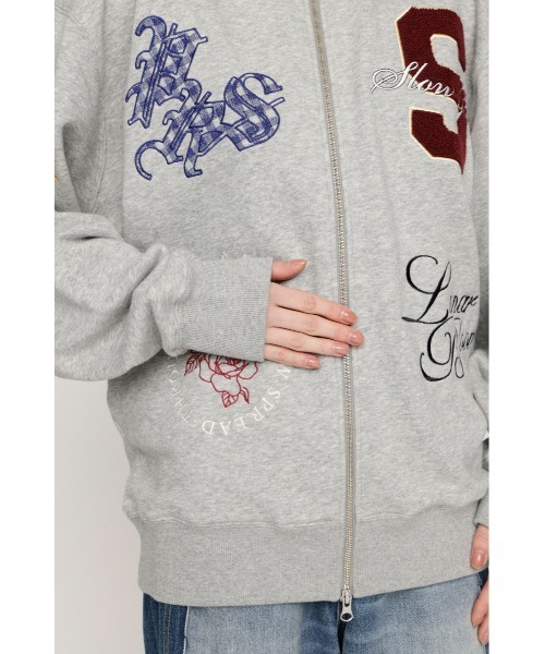 SLY(スライ)の「【2026SS新作】PATCH LOGO TOPS パッチロゴトップス 冬服 春服(スウェット・レディース・杢グレー/グリーン/ネイビー・FREE)」の16枚目の写真