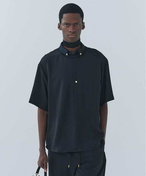 CULLNI(クルニ)の「Airy Drape Cloth French Front Short Sleeve Pullover(Tシャツ/カットソー・メンズ・ブラック/ベージュ/チャコール・2/1/0)」の1枚目の写真