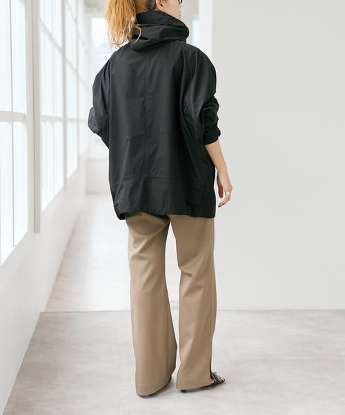 Spick & Span(スピックアンドスパン)の「《一部店舗+WEB限定 / 追加》WOOLRICH / ウールリッチ SUMMER ANORAK(マウンテンパーカー・レディース・アイボリー/ブラック・SMALL)」の21枚目の写真