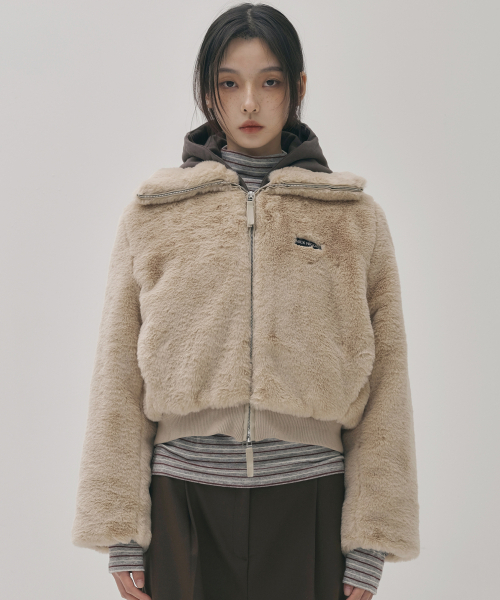 NICK&NICOLE(ニックアンドニコール)の「FAUX FUR BOMBER JACKET_BEIGE(ムートンコート・レディース・その他・FREE)」の1枚目の写真