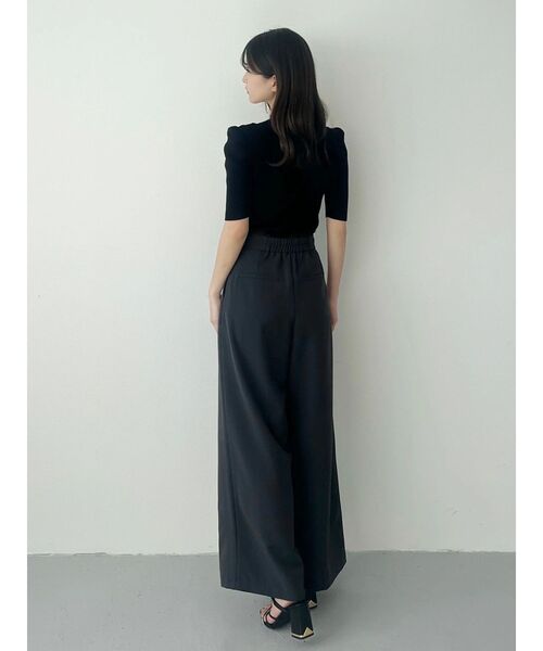 MERCURYDUO（マーキュリーデュオ）の「レースレイヤードタックパンツ（その他パンツ・レディース・ベージュ/チャコールグレー・MEDIUM/SMALL）」の9枚目の写真