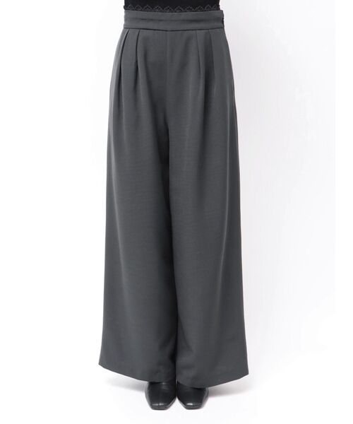 MERCURYDUO（マーキュリーデュオ）の「レースレイヤードタックパンツ（その他パンツ・レディース・ベージュ/チャコールグレー・MEDIUM/SMALL）」の16枚目の写真