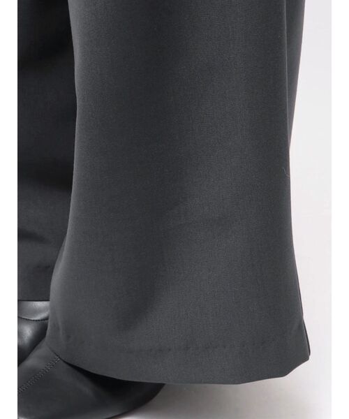 MERCURYDUO（マーキュリーデュオ）の「レースレイヤードタックパンツ（その他パンツ・レディース・ベージュ/チャコールグレー・MEDIUM/SMALL）」の21枚目の写真