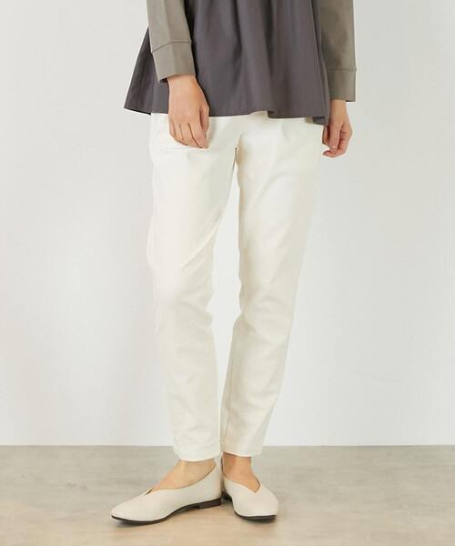 Lourmarin（ルールマラン）の「《定番》ストレッチスリムテーパードパンツ（その他パンツ・レディース・ベージュ/アイボリー/ブラック/カーキ・2/1/3/4）」の2枚目の写真