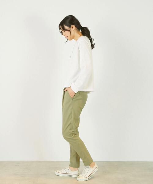 Lourmarin（ルールマラン）の「《定番》ストレッチスリムテーパードパンツ（その他パンツ・レディース・ベージュ/アイボリー/ブラック/カーキ・2/1/3/4）」の16枚目の写真