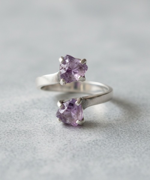 Burner(バーナー)の「【Cle・stone(クレストーン)】天然石ダブルリング cle-ring-19-16【RBTS】(リング・メンズ・イエロー系その他4/ホワイト系その他2/パープル系その他/ピンク系その他4/グリーン系その他2/ピンク系その他2/ブラック系その他3/イエロー系その他2/ブルー系その他4/ピンク系その他/ブラック系その他2/ブルー系その他2/レッド系その他/イエロー系その他3/パープル系その他2/レッド系その他2・FREE)」の19枚目の写真