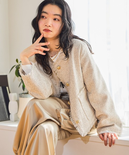 mysty woman（ミスティウーマン）の「ライトツイードジャケット 660026（ノーカラージャケット・レディース・アイボリー/ネイビー/イエロー・FREE）」の8枚目の写真