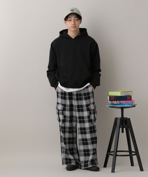 RAGEBLUE(レイジブルー)の「Cropped Color Hoodie Sweat/クロップドカラー裏毛スウェットパーカー(パーカー・メンズ・アッシュグレー/ブラック/ライトグリーン/オレンジ・MEDIUM/LARGE)」の11枚目の写真