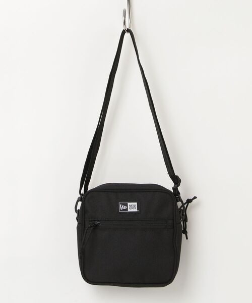 NEW ERA(ニューエラ)の「【NEW ERA】 Square Shoulder Pouch SQUARE SHOULDER POUCH BLK(ショルダーバッグ・メンズ・ブラック・ONE SIZE)」の7枚目の写真
