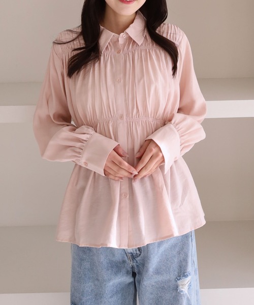 archives（アルシーヴ）の「【ＯＮかわ】シャーリングギャザーシャツ（シャツ/ブラウス・レディース・ブルー/アイボリー/ピンク・MEDIUM）」の4枚目の写真