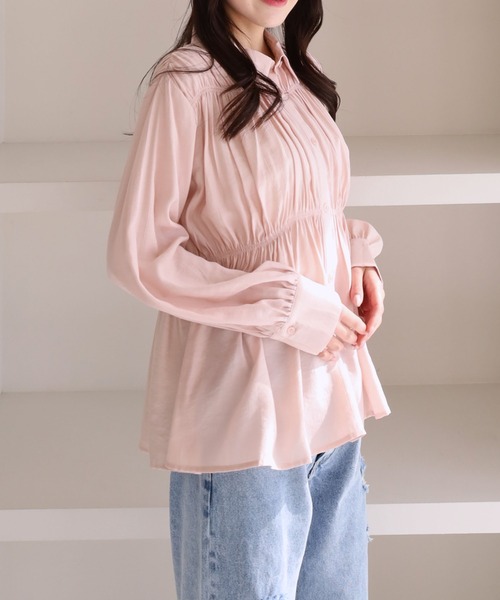 archives（アルシーヴ）の「【ＯＮかわ】シャーリングギャザーシャツ（シャツ/ブラウス・レディース・ブルー/アイボリー/ピンク・MEDIUM）」の6枚目の写真