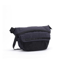 CHROME / クローム ］BOT FLAP SLING 8L BCNL_BLACK CRINKLE / ボット