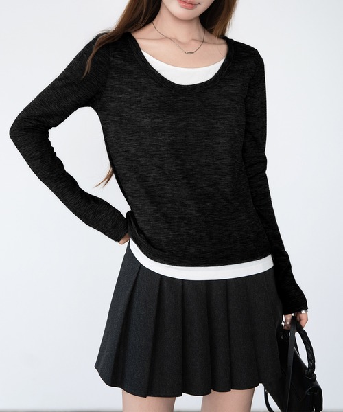 by LEGNA(バイレグナ)の「フェイクレイヤードトップス(Tシャツ/カットソー・レディース・グレー/ブラック・LARGE/MEDIUM)」の2枚目の写真
