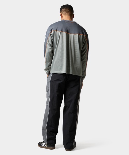HUF(ハフ)の「HUF eightynine FOOTBALL TOP(Tシャツ/カットソー・メンズ・ブラック/ネイビー・S/XXL/XL/L/M)」の5枚目の写真