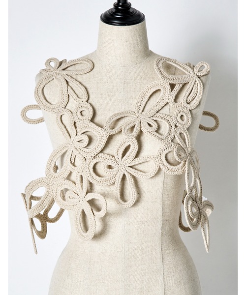 RUMCHE(ラムシェ)の「Flower Bond Yarn Harness / フラワーボンドヤーンハーネス(ベスト・レディース・ベージュ・FREE)」の9枚目の写真