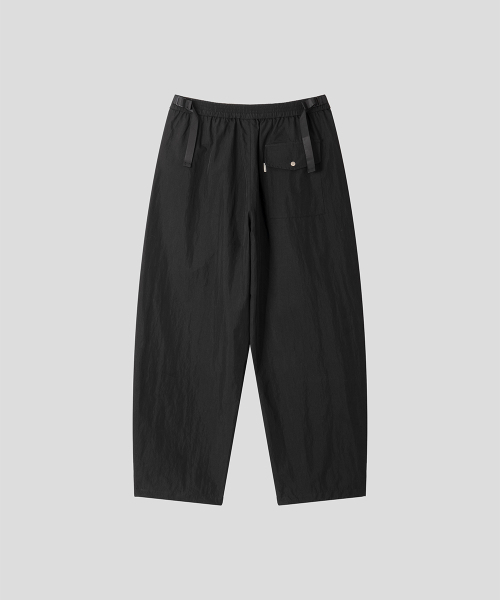BLACK MOMENT（ブラックモーメント）の「カーブサイドバルーンパンツ[ブラック]（スウェットパンツ・メンズ・ブラック・LARGE/MEDIUM）」の2枚目の写真