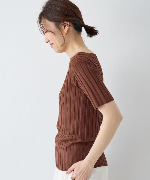 le.coeur blanc（ルクールブラン）の「ボートネックハーフスリーブリブニット（ニット/セーター・レディース・オフホワイト/グレイッシュベージュ/ブラウン/オレンジ/ブラック・38）」の10枚目の写真