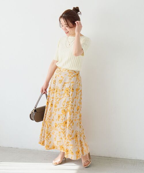 le.coeur blanc(ルクールブラン)の「ボートネックハーフスリーブリブニット(ニット/セーター・レディース・オフホワイト/グレイッシュベージュ/ブラウン/オレンジ/ブラック・38)」の9枚目の写真