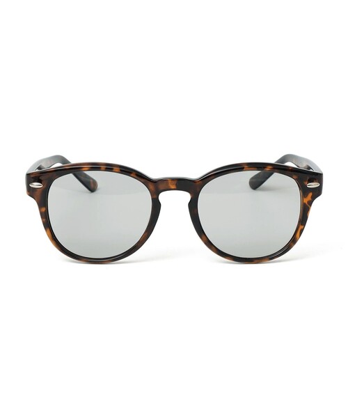 SHIPS any(シップス エニィ)の「SHIPS any: 調光レンズ クラシック サングラス(サングラス・メンズ・ブラウン/ブラック・ONE SIZE)」の2枚目の写真